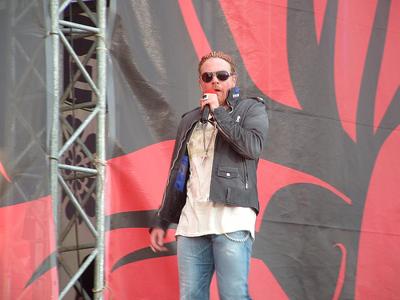 Axl Rose già infortunato alla prima dei Guns